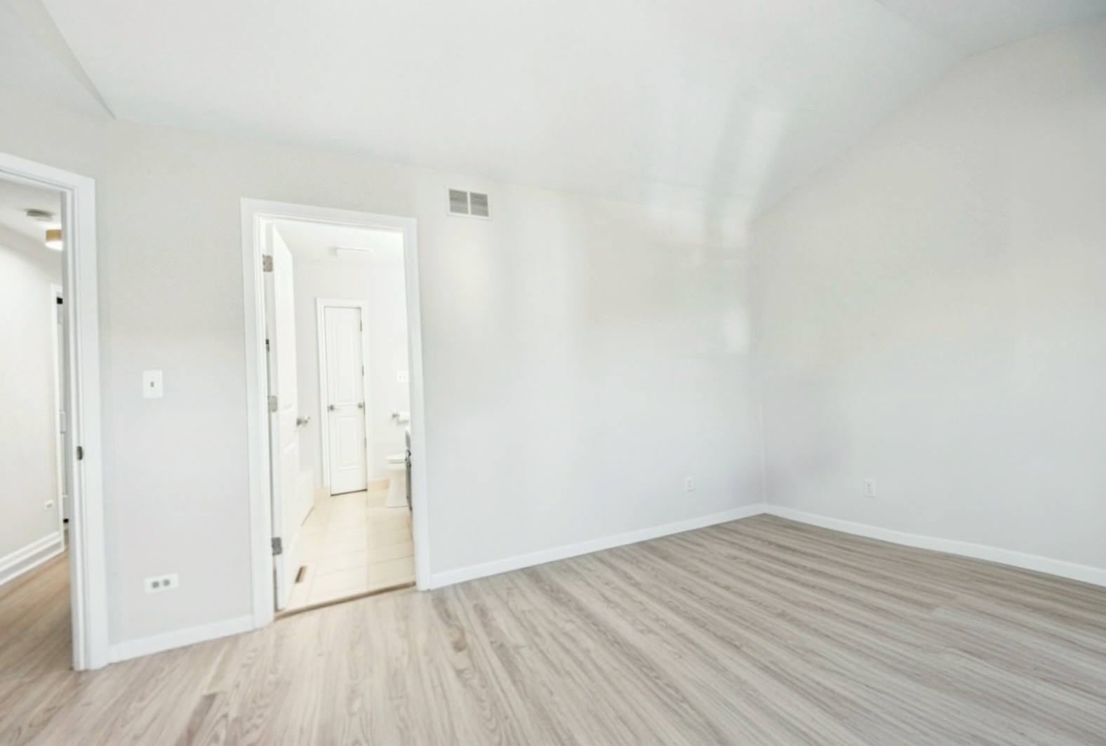 Gallery Image 25