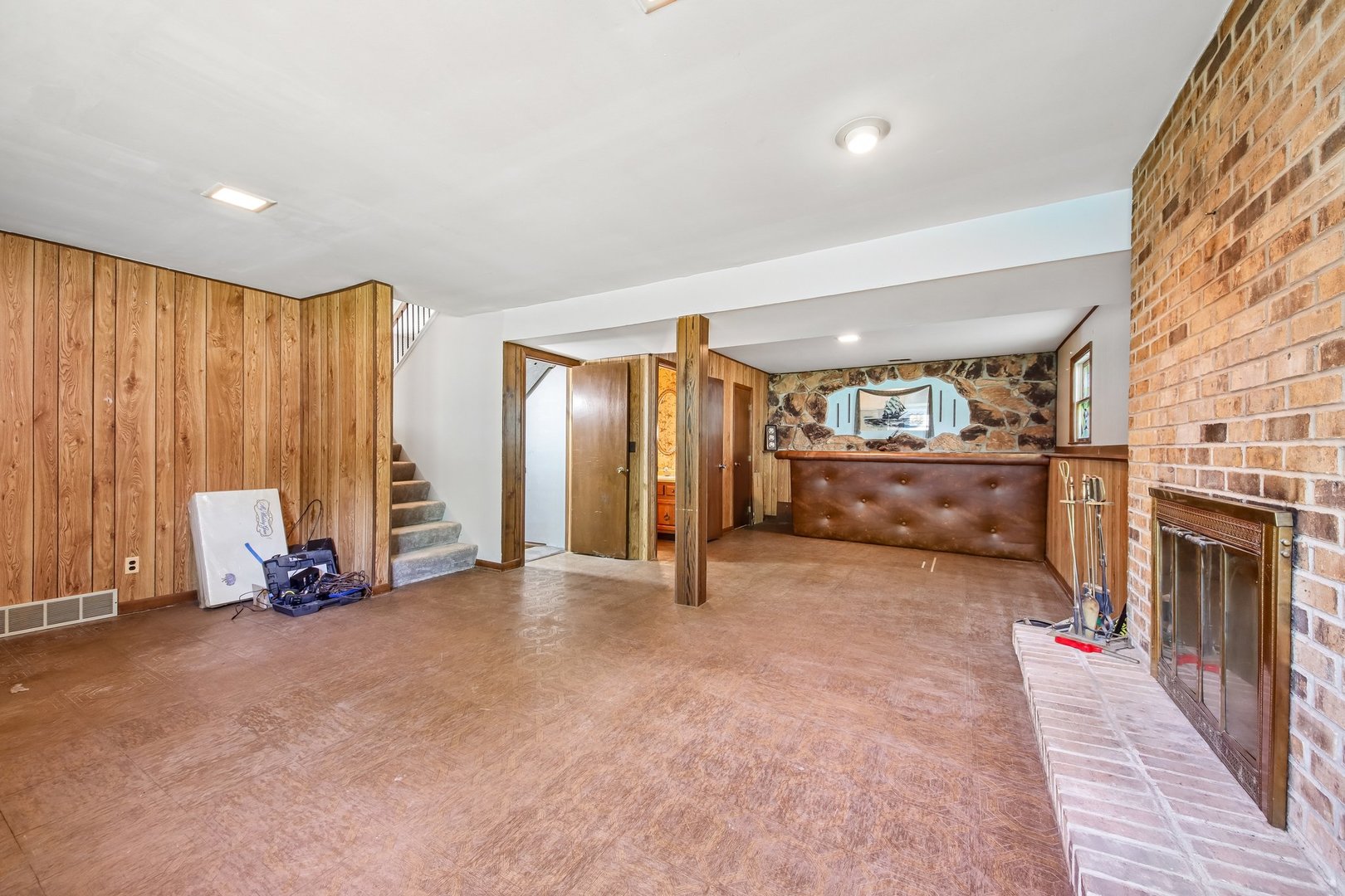 Gallery Image 15
