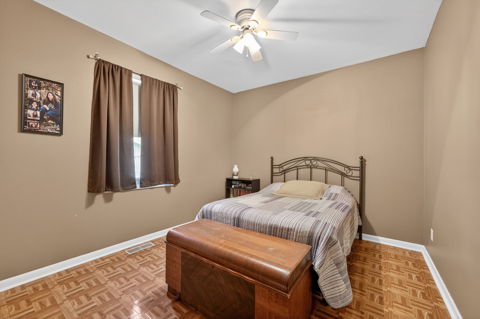 Gallery Image 13