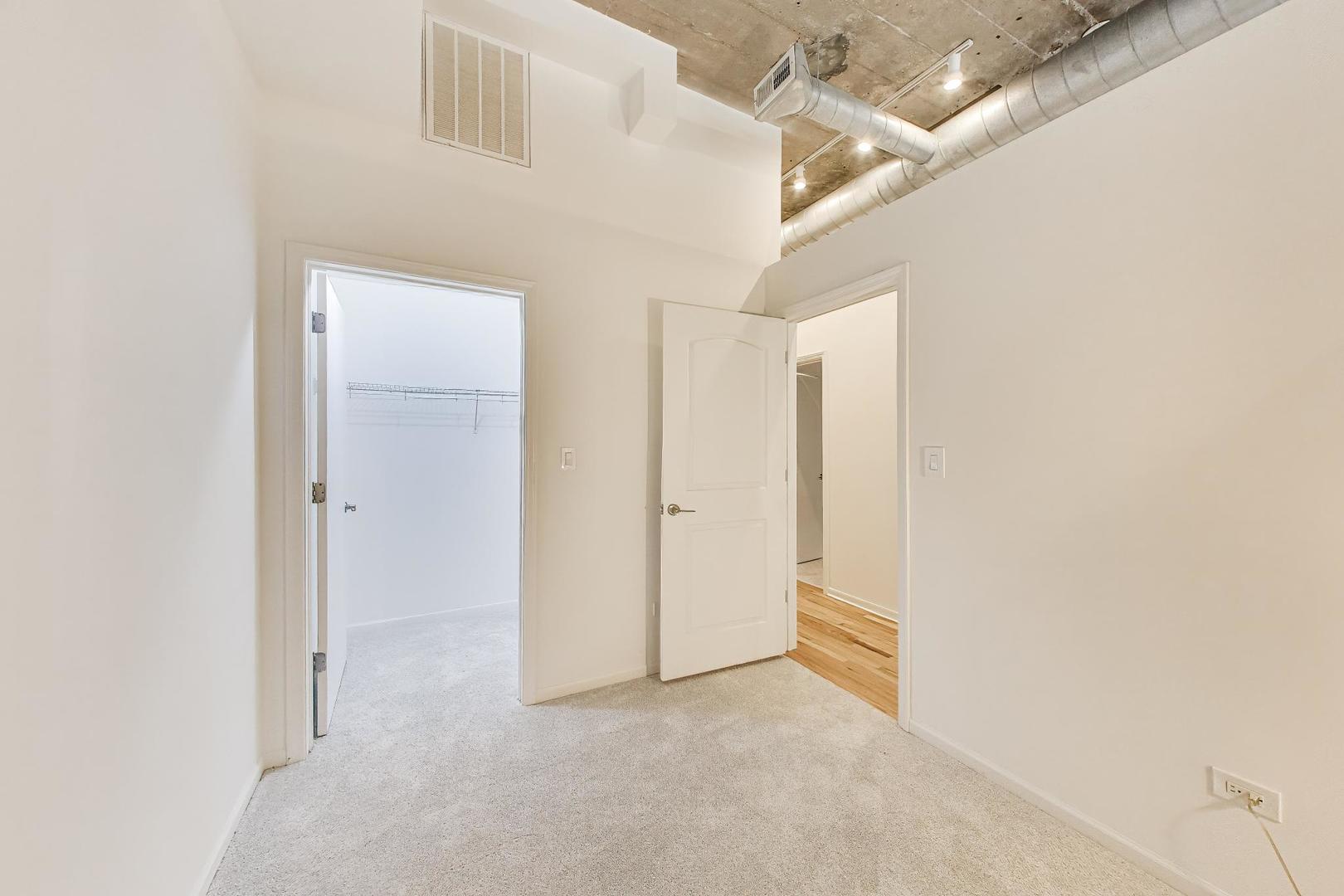 Gallery Image 17