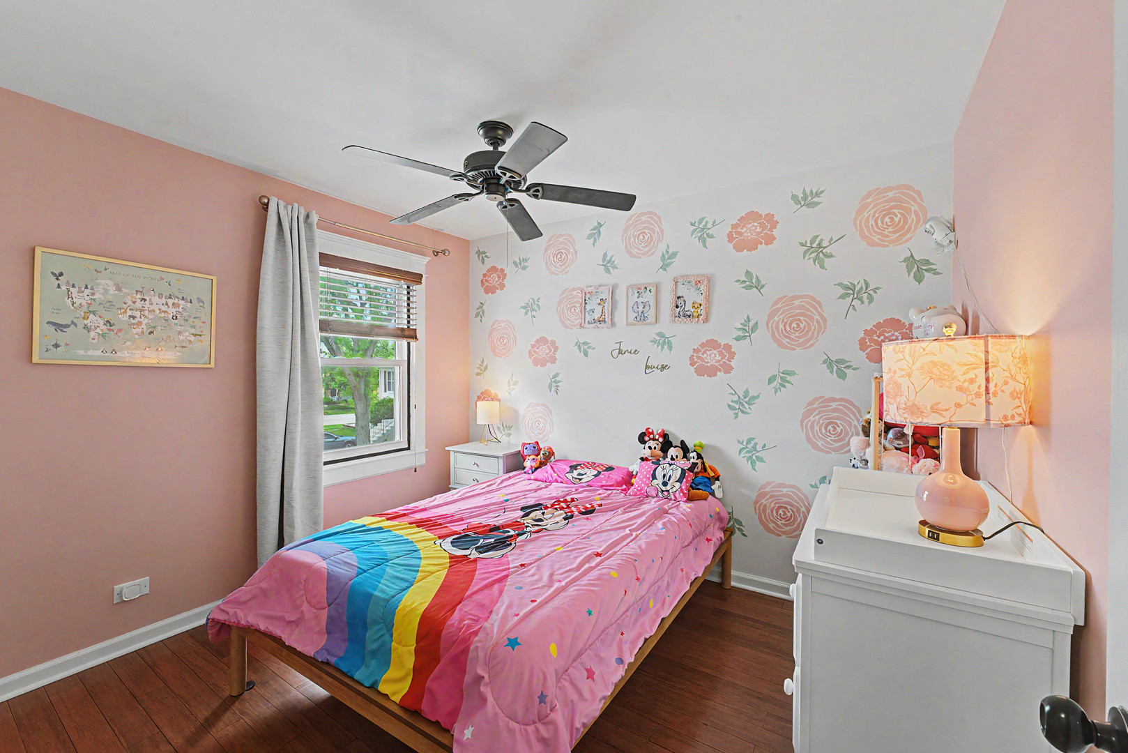 Gallery Image 15