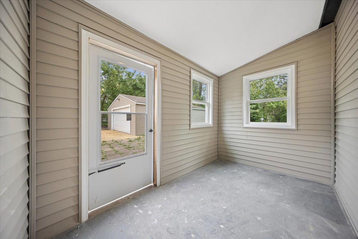 Gallery Image 18