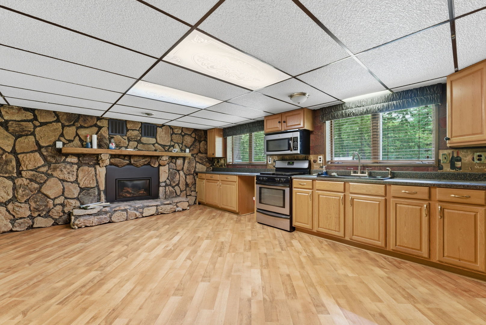 Gallery Image 19