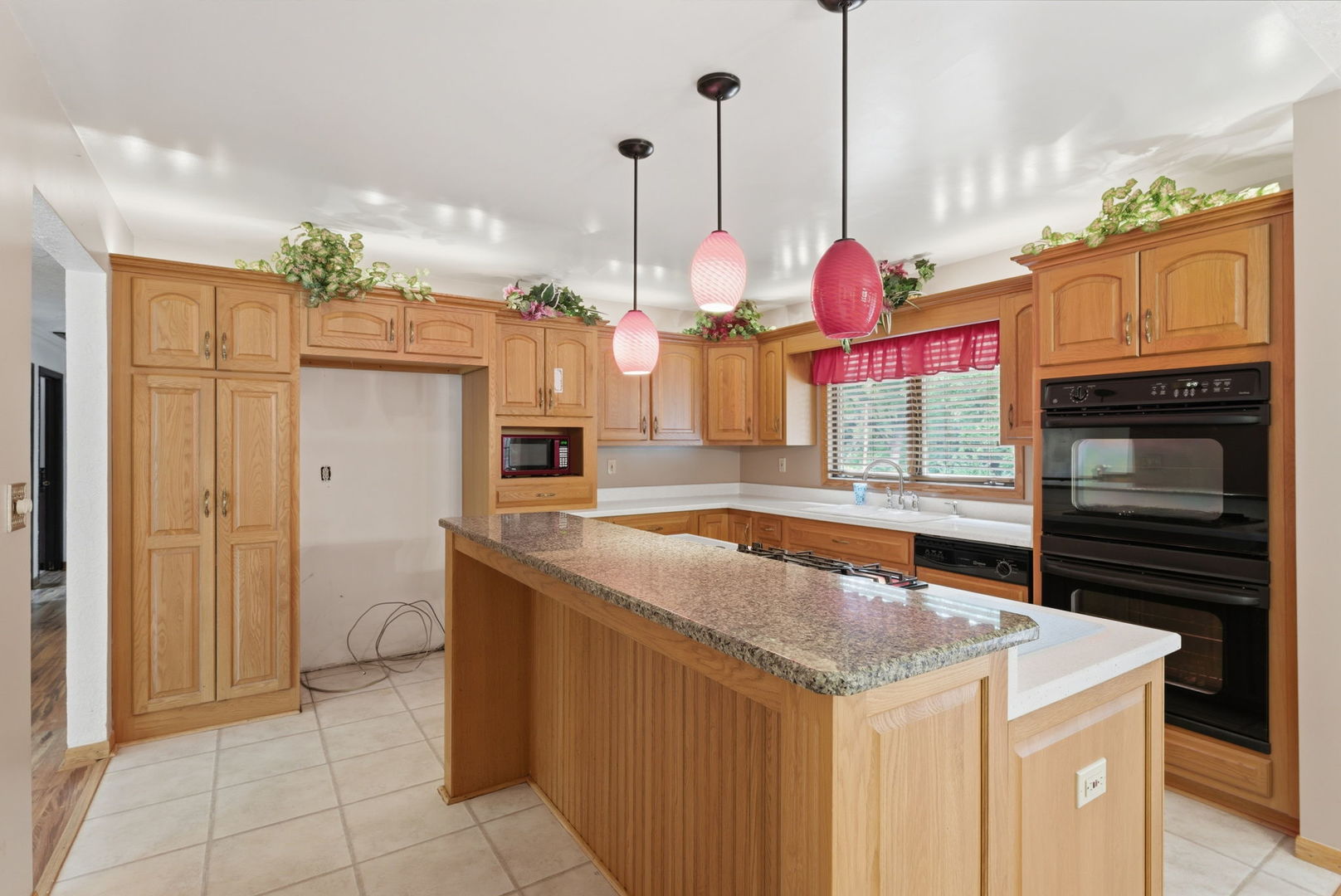 Gallery Image 13
