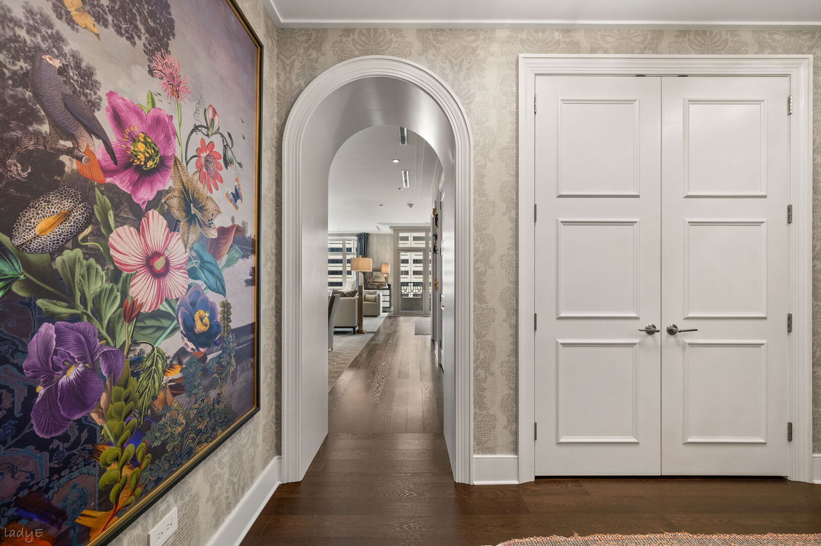 Gallery Image 19