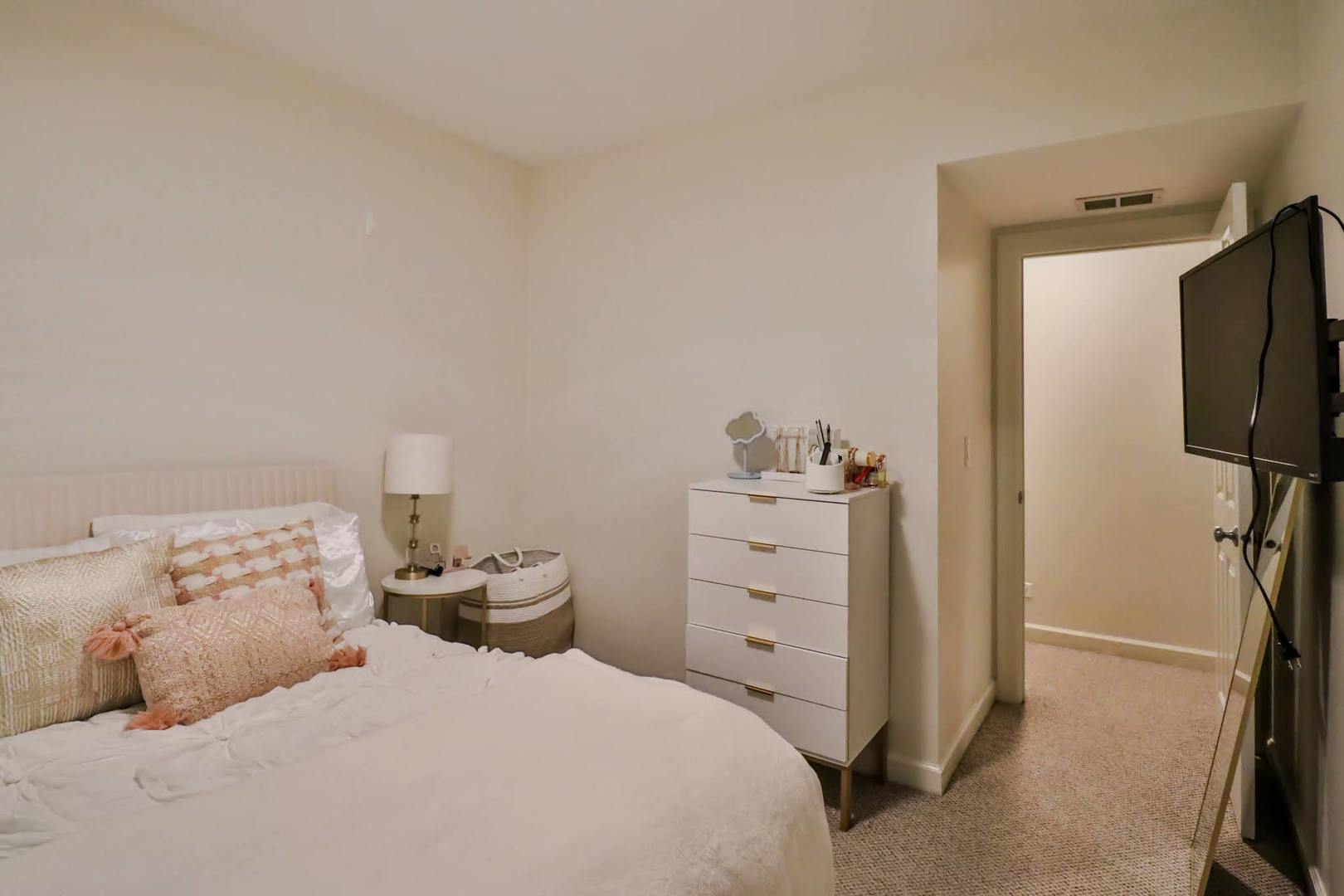 Gallery Image 21