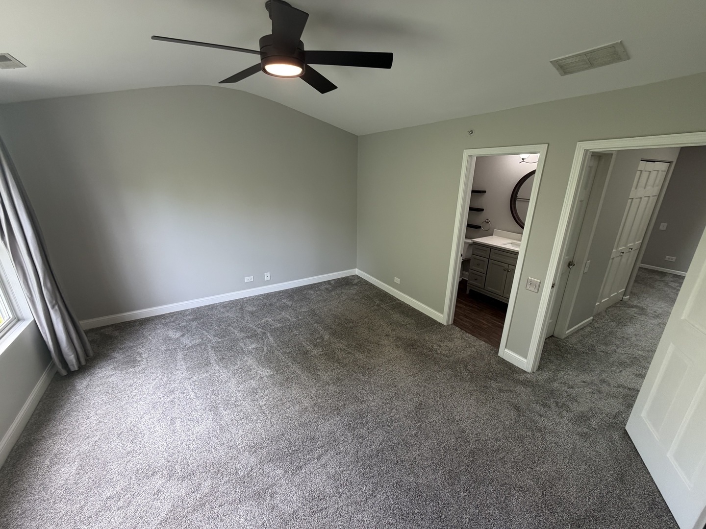 Gallery Image 18