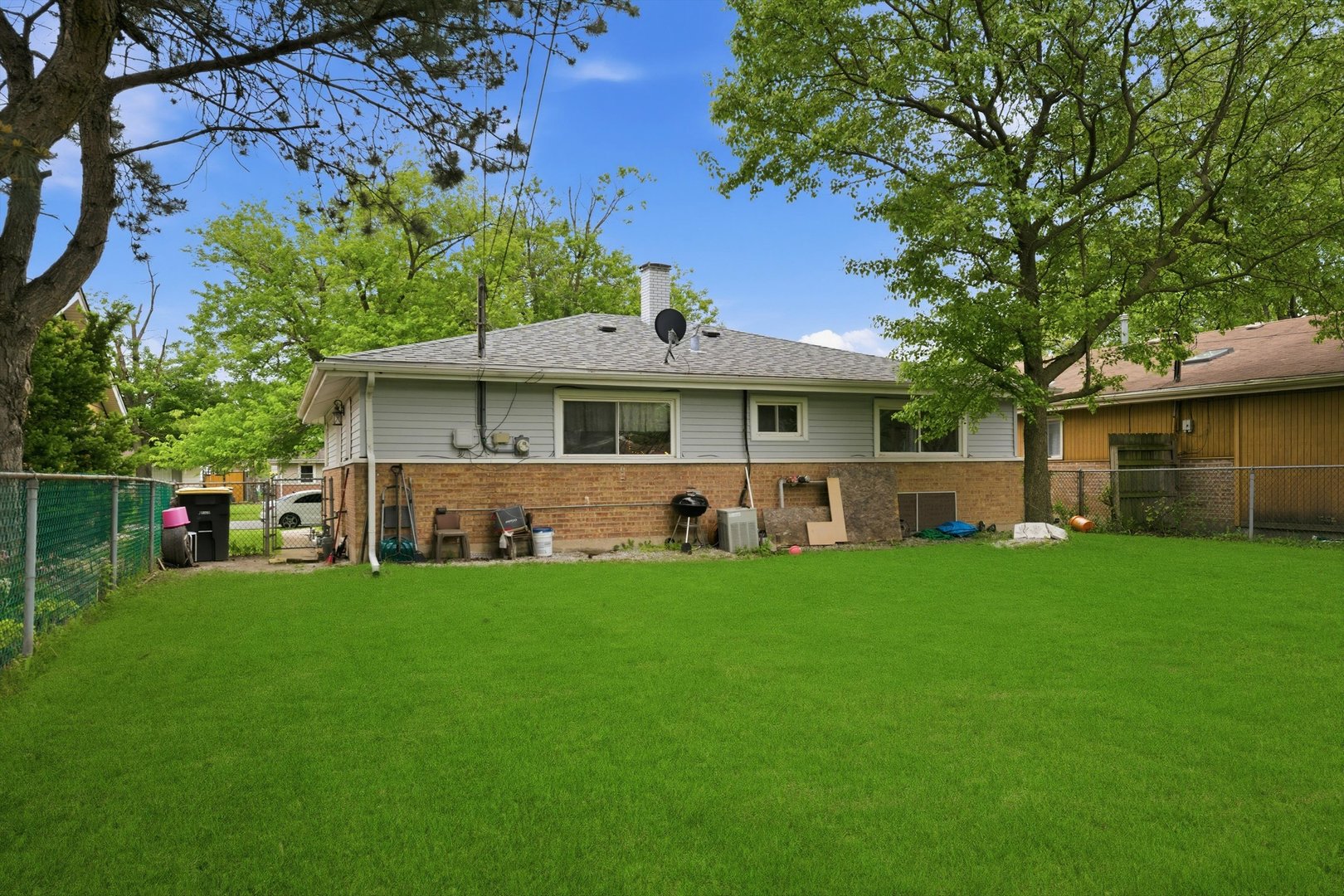 Gallery Image 15