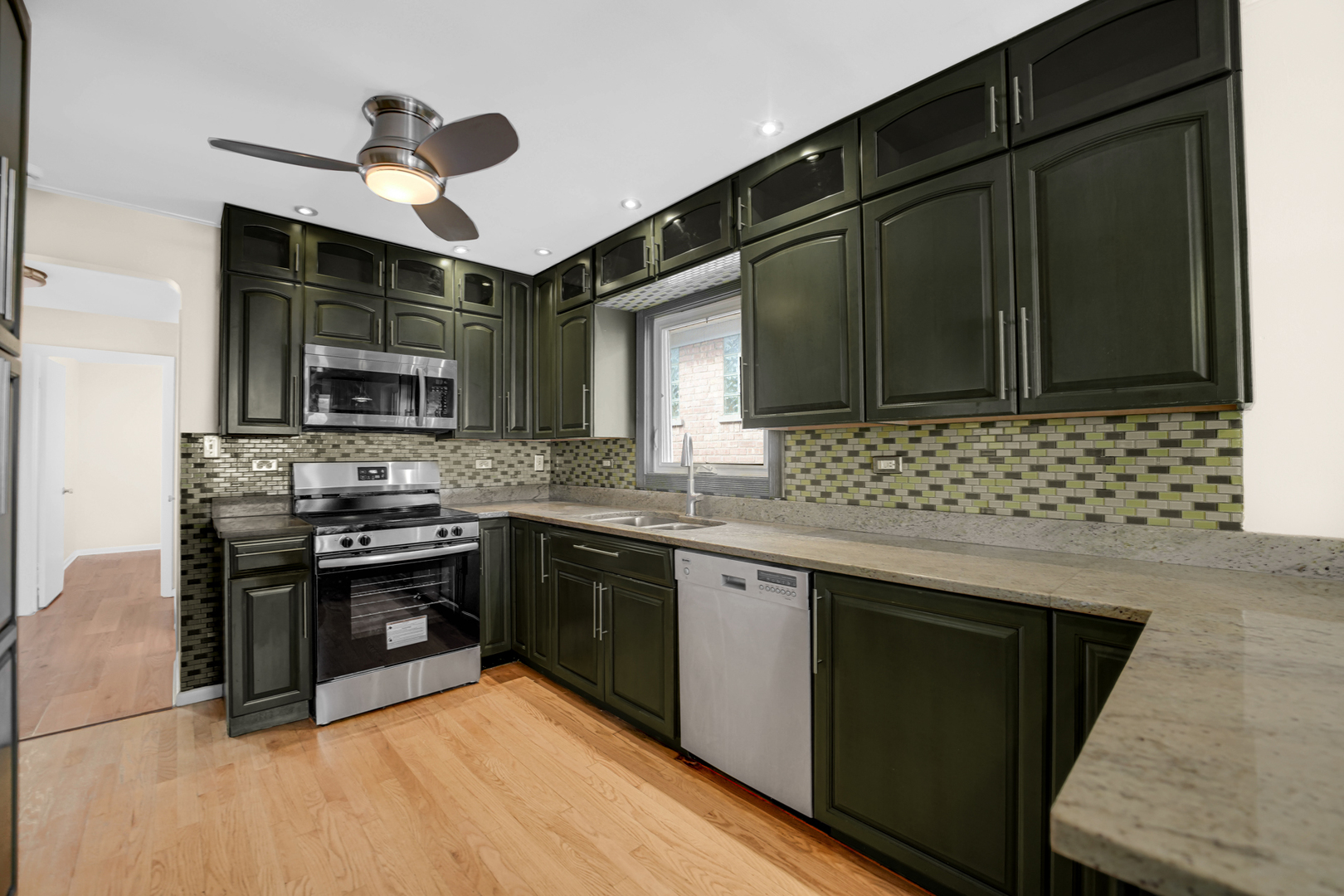 Gallery Image 12