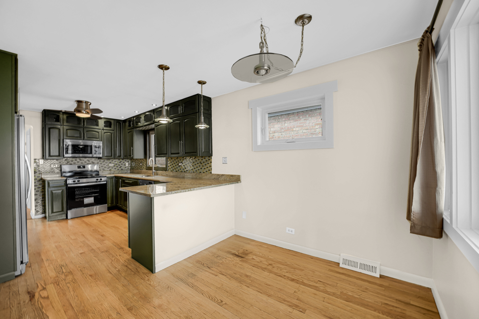 Gallery Image 9