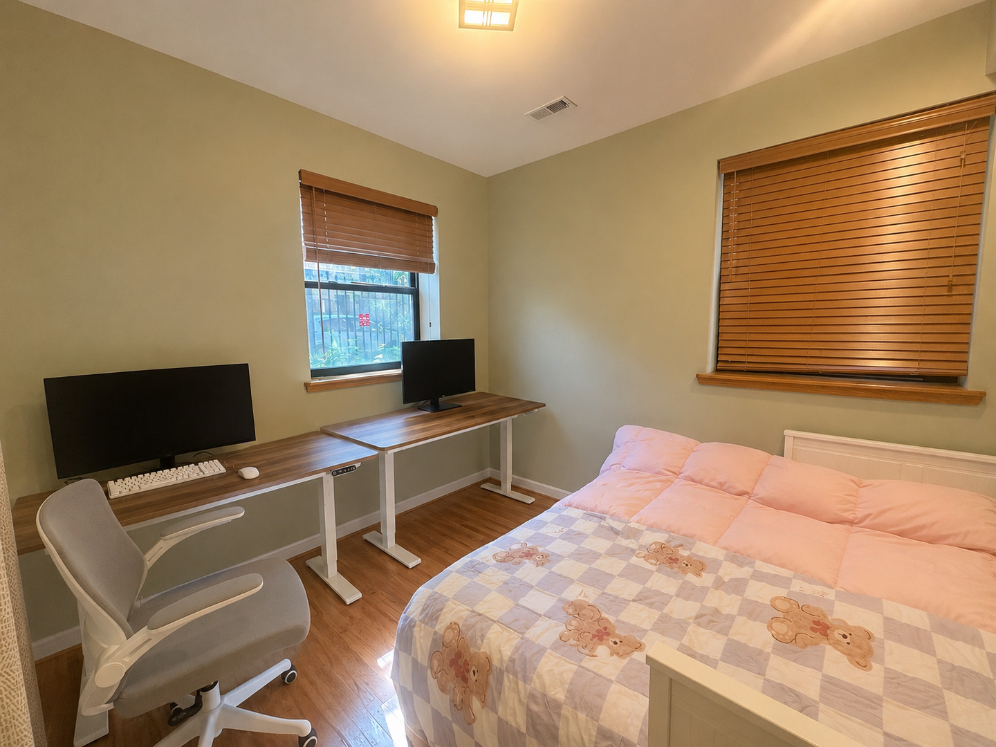 Gallery Image 12