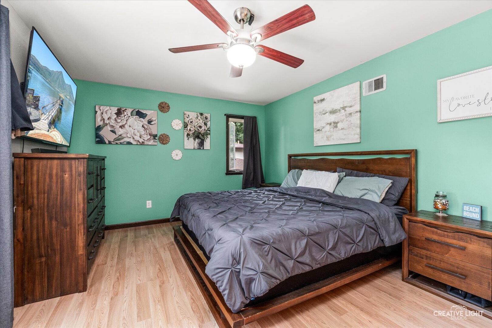 Gallery Image 15