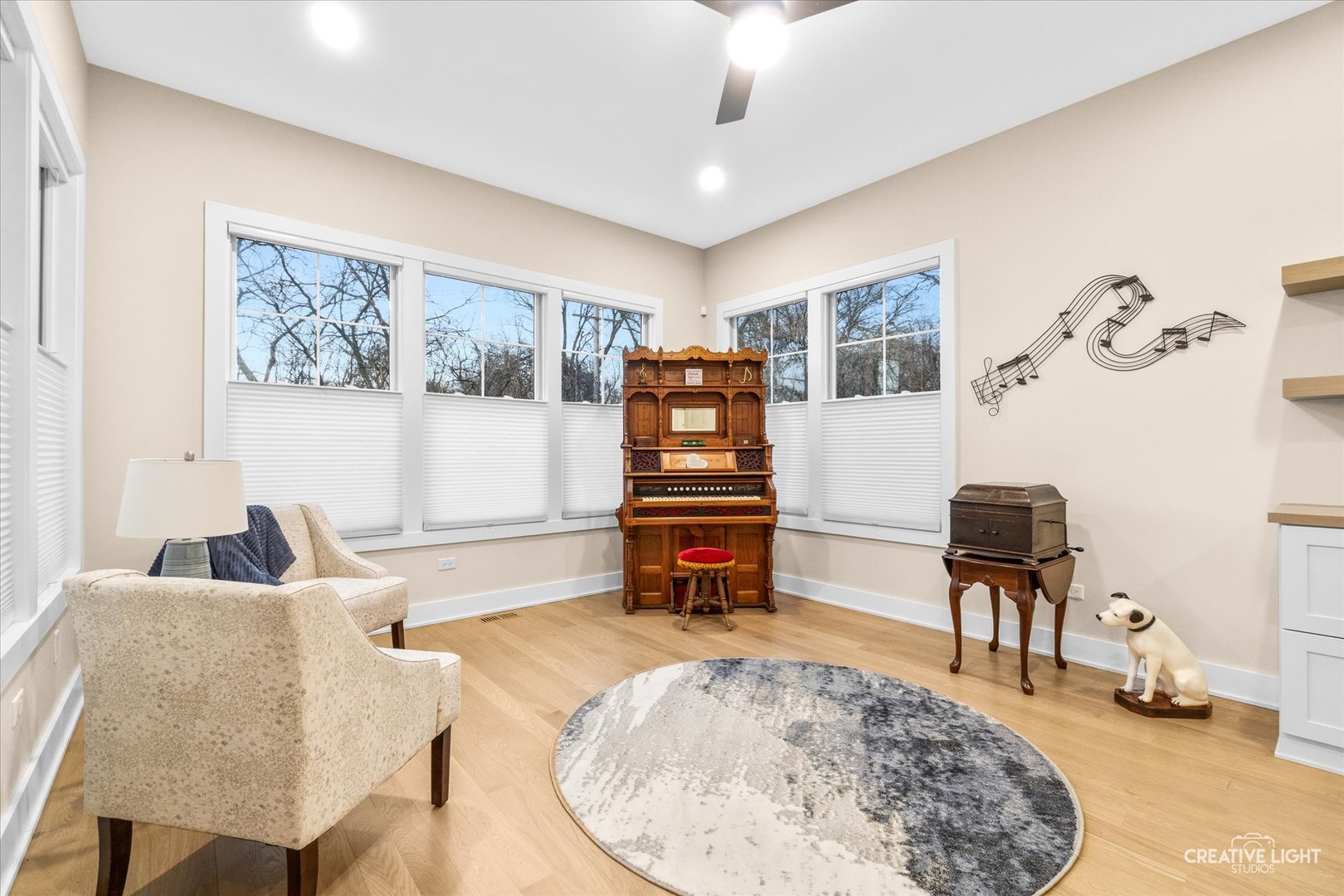 Gallery Image 18