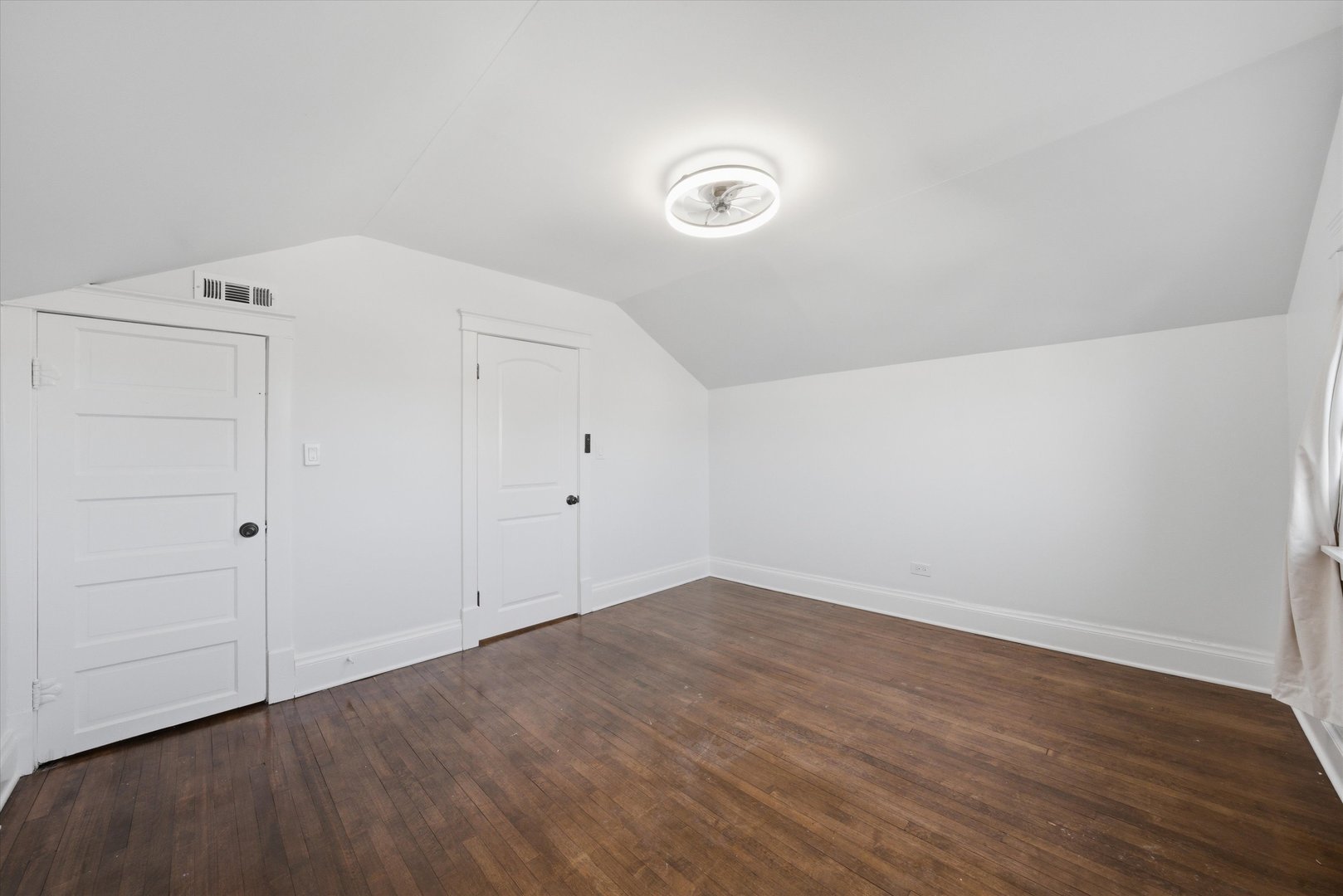 Gallery Image 19