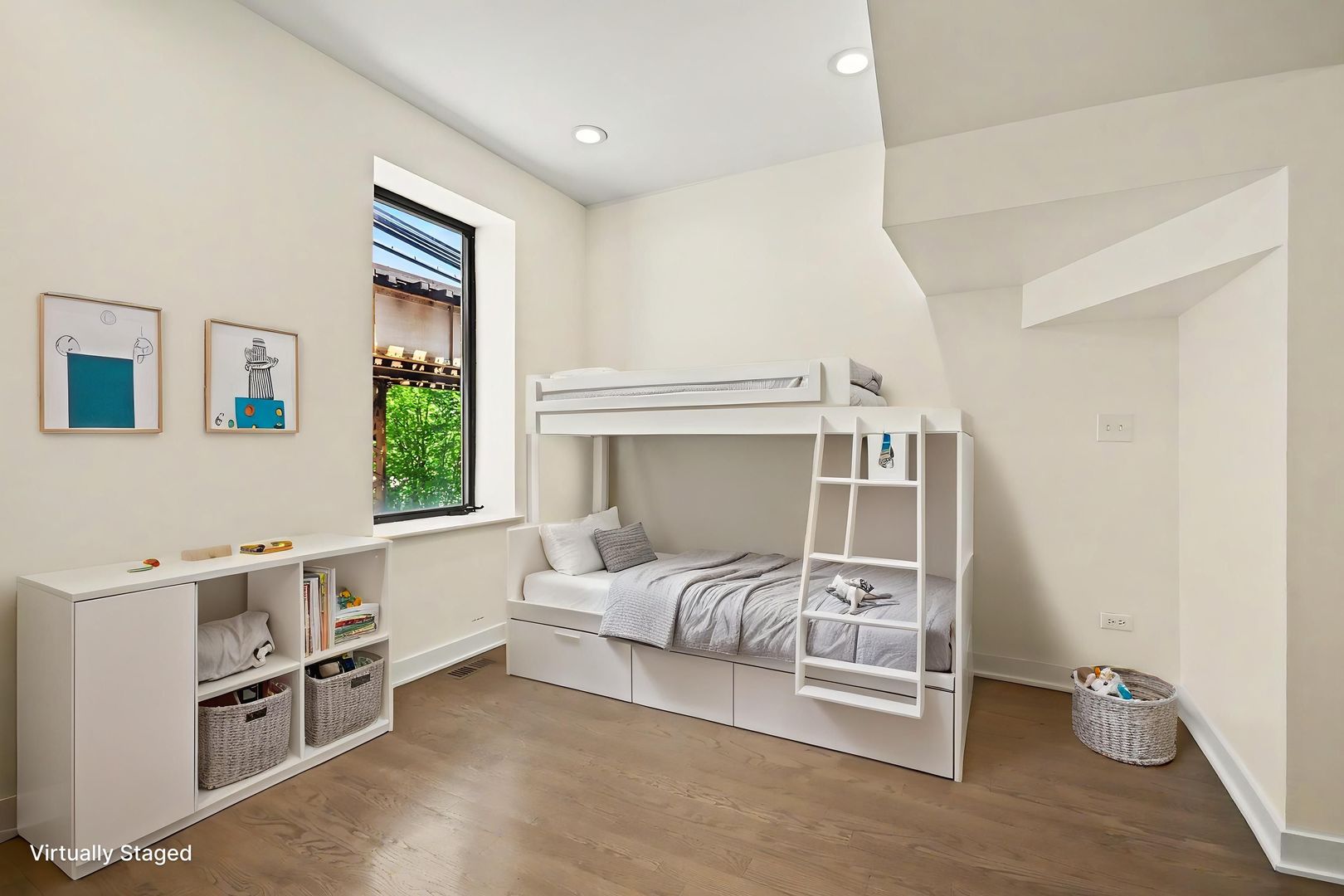 Gallery Image 13