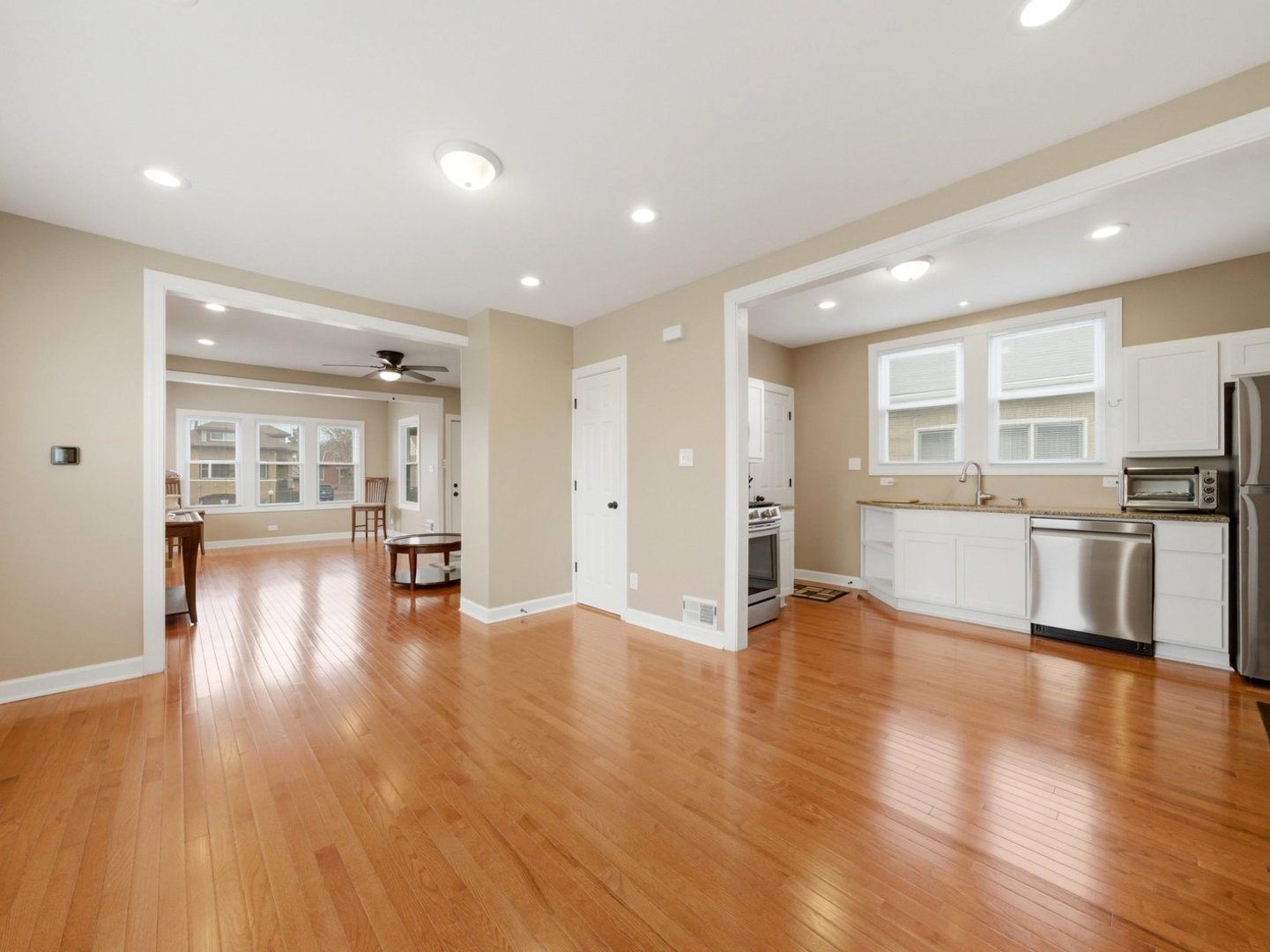 Gallery Image 13