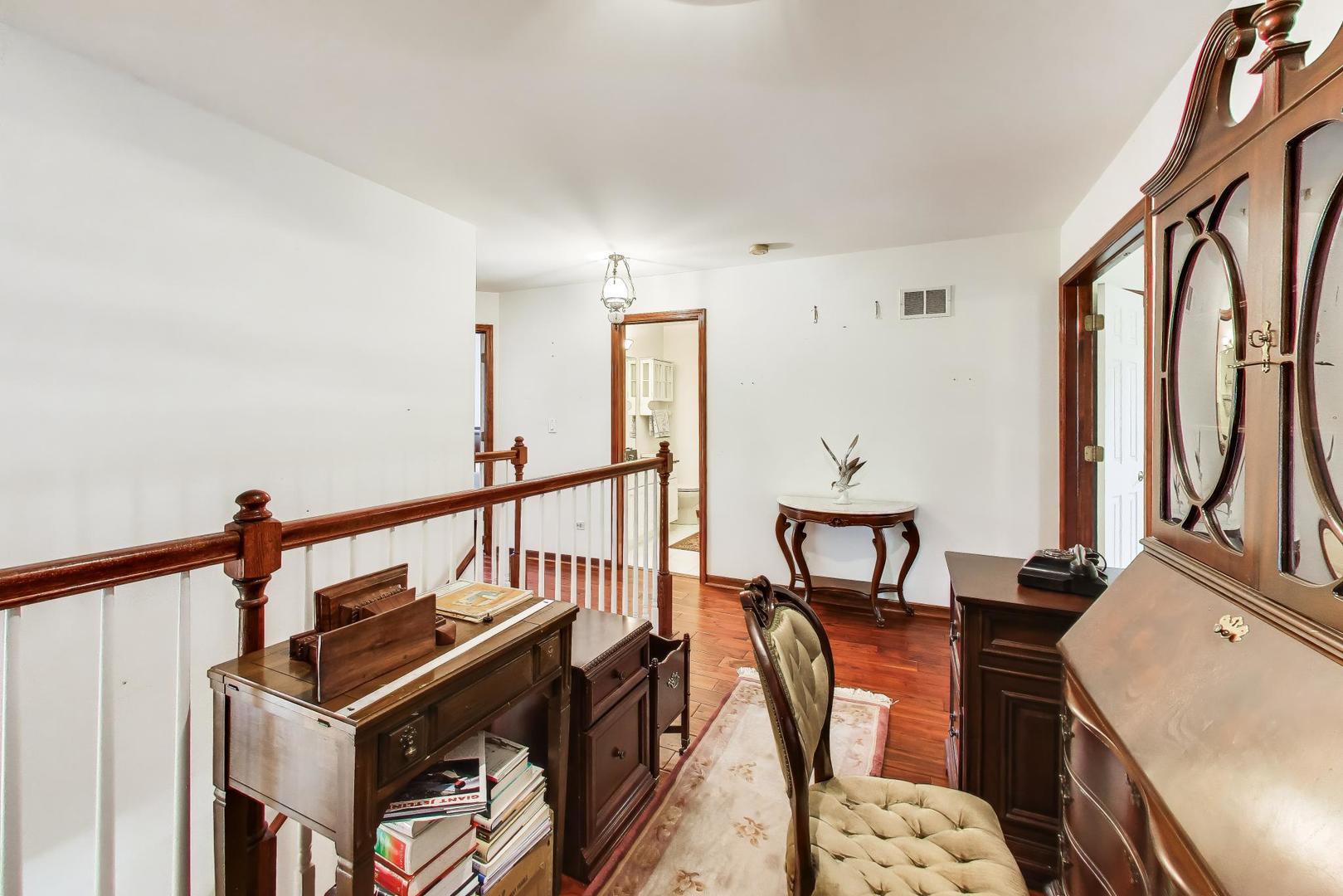 Gallery Image 18