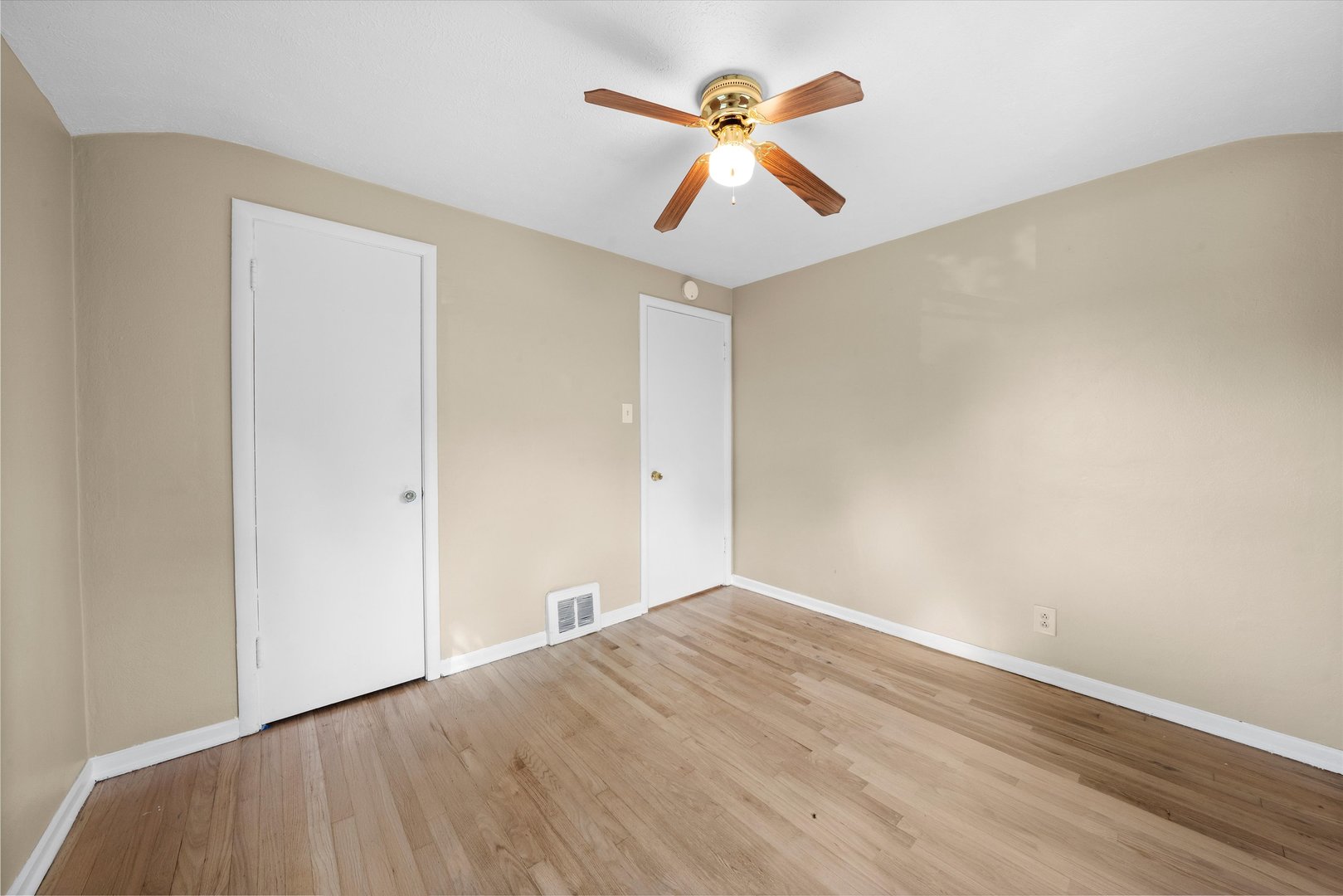 Gallery Image 11