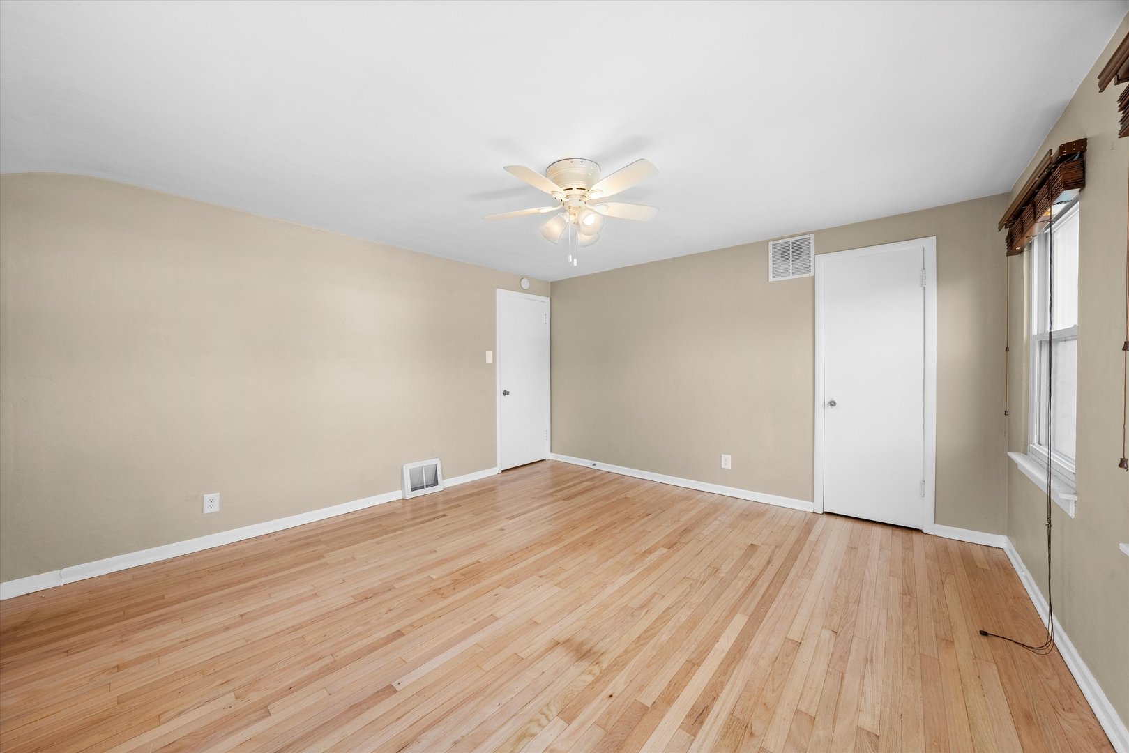 Gallery Image 17