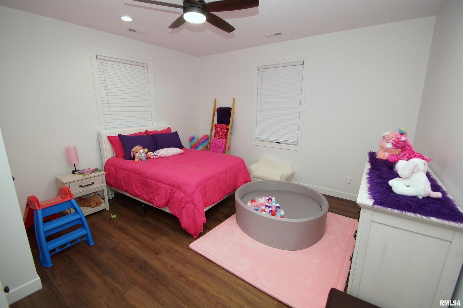 Gallery Image 32