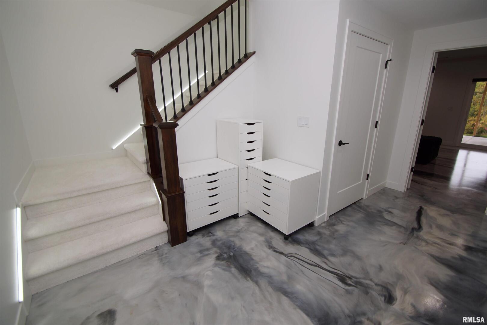 Gallery Image 18