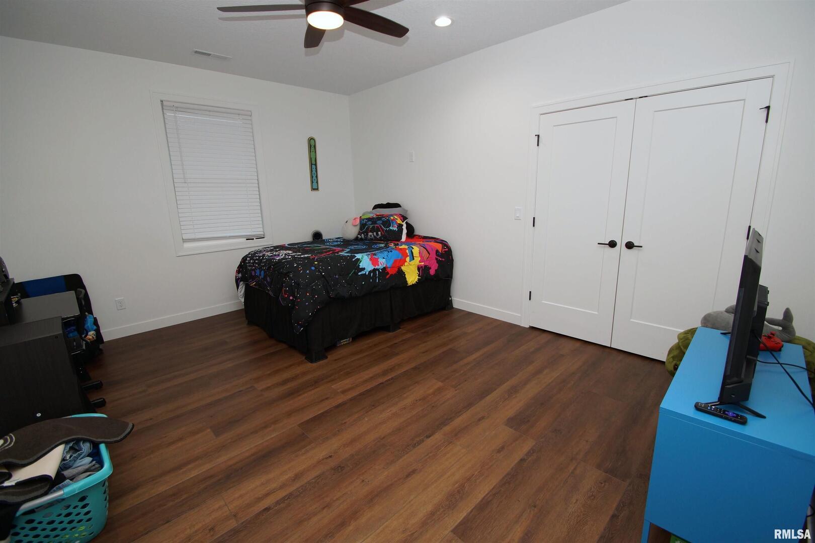 Gallery Image 34