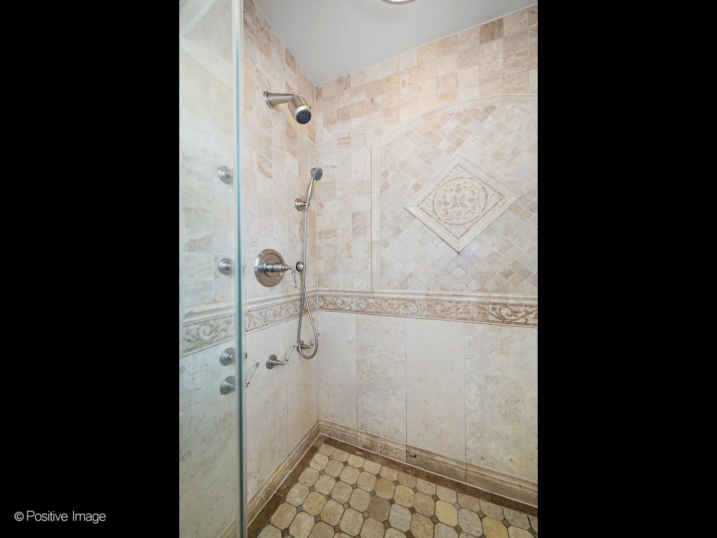 Gallery Image 21