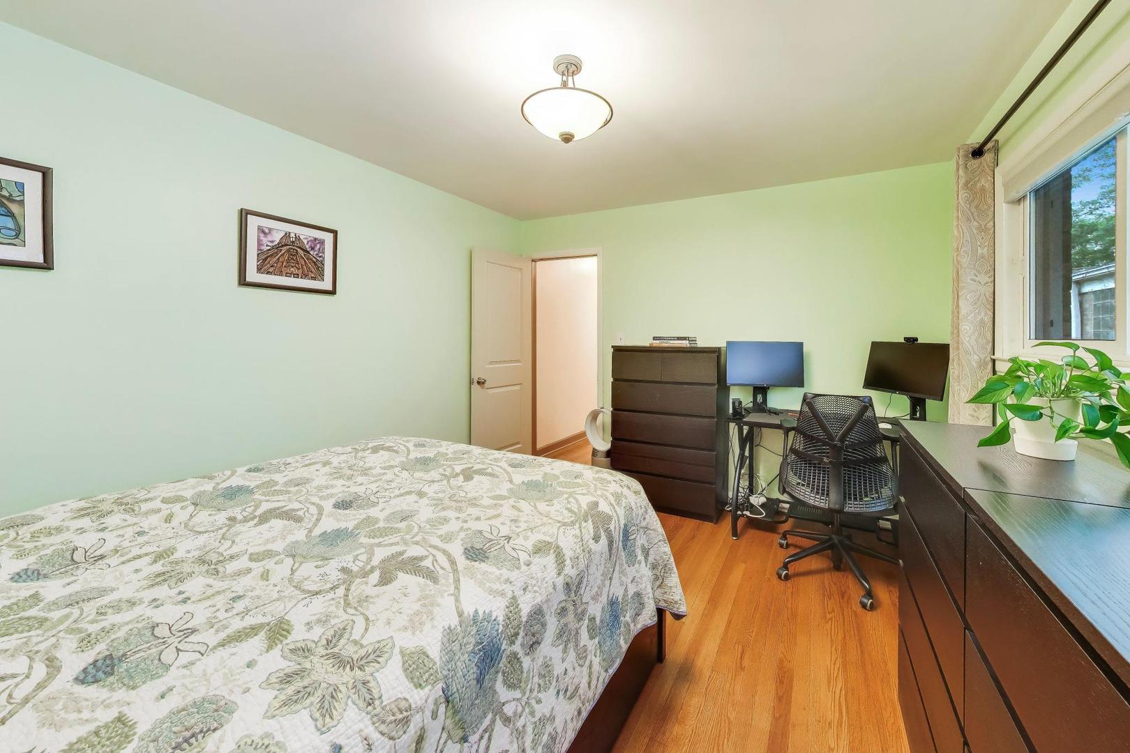 Gallery Image 13