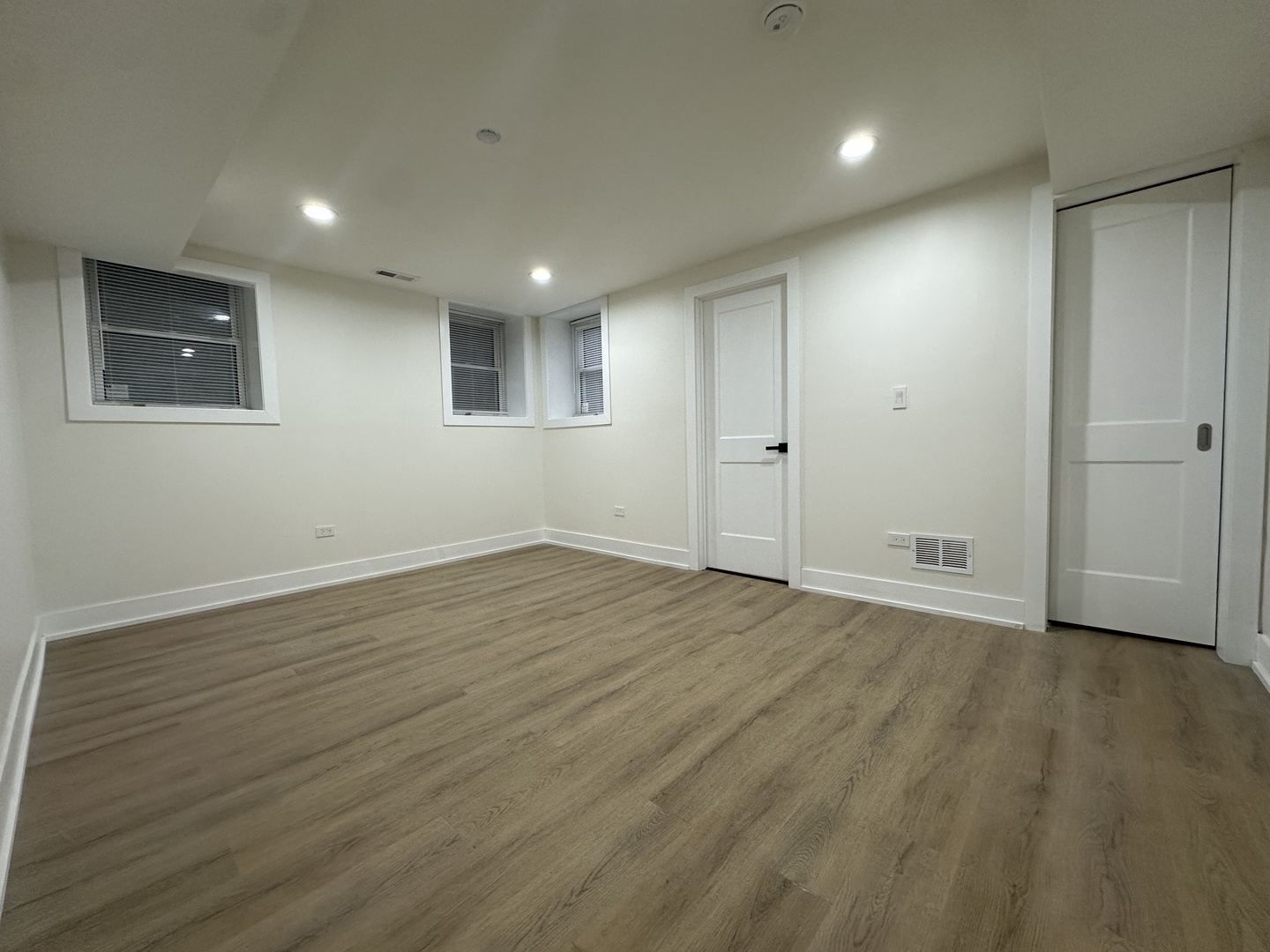 Gallery Image 16
