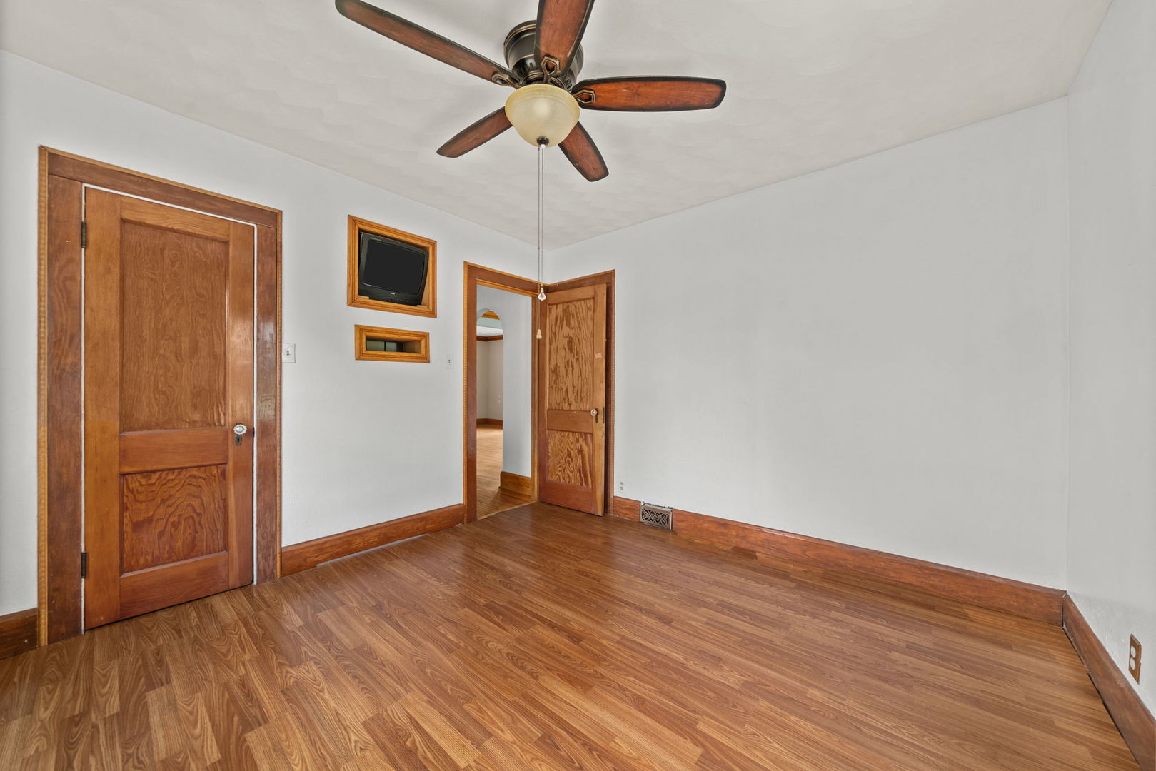 Gallery Image 17