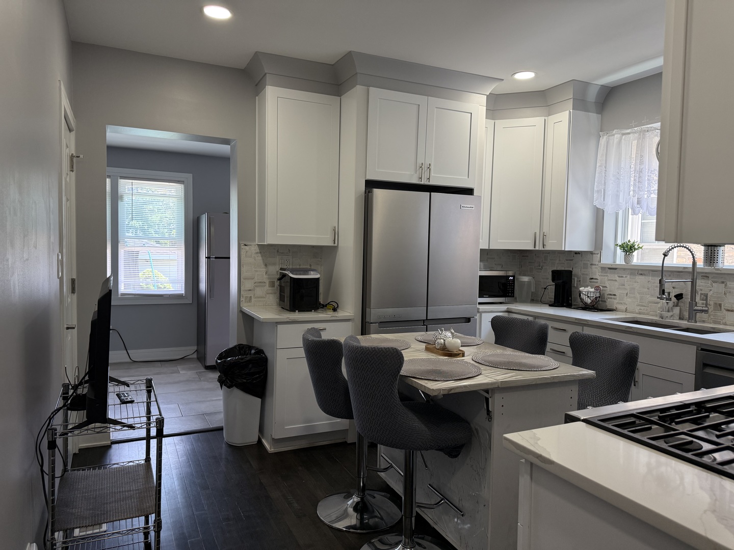 Gallery Image 15
