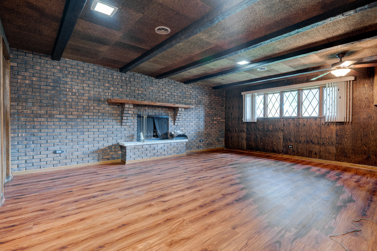 Gallery Image 13