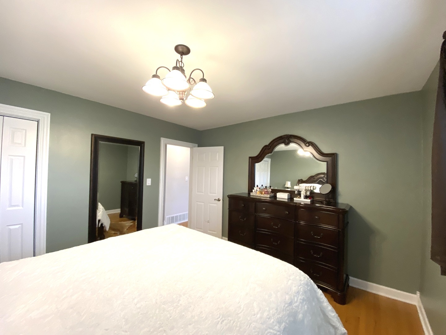 Gallery Image 13