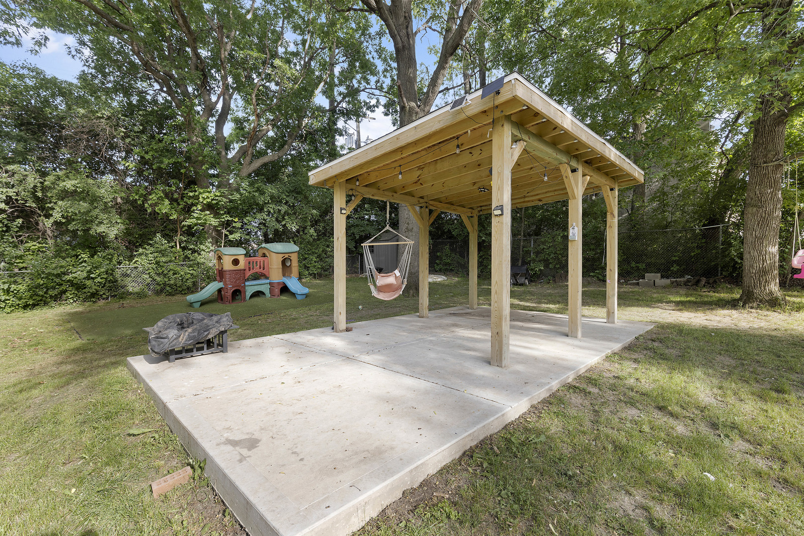 Gallery Image 15