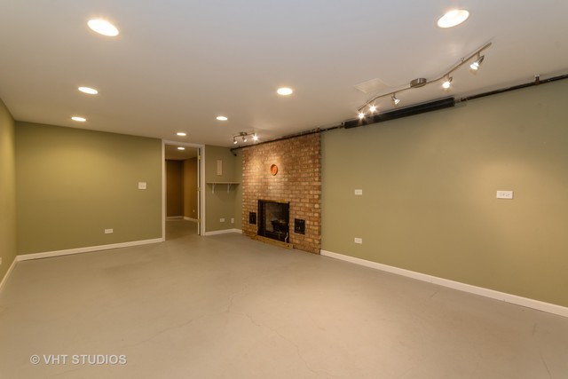 Gallery Image 17