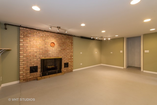 Gallery Image 18