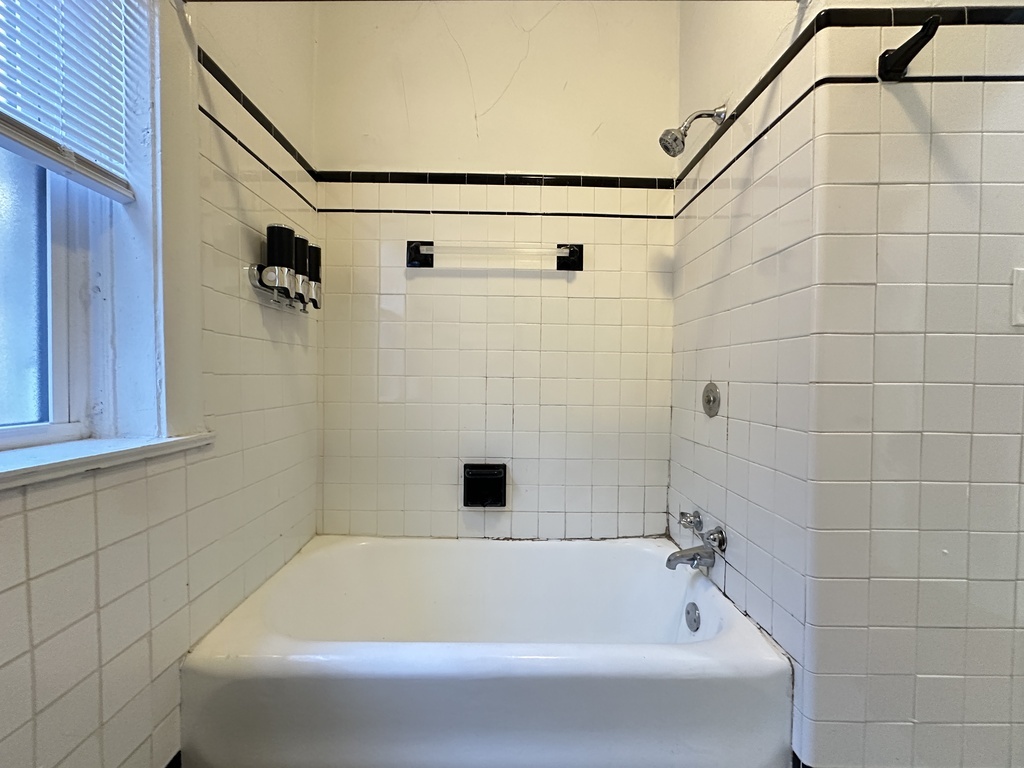 Gallery Image 19