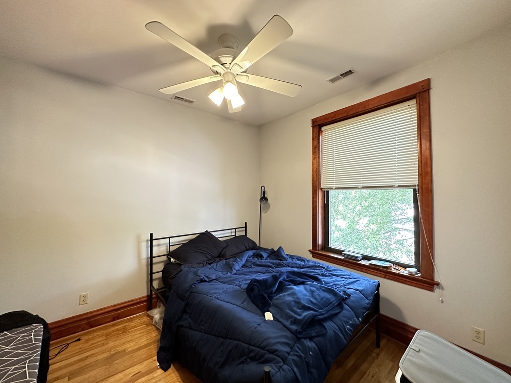 Gallery Image 16