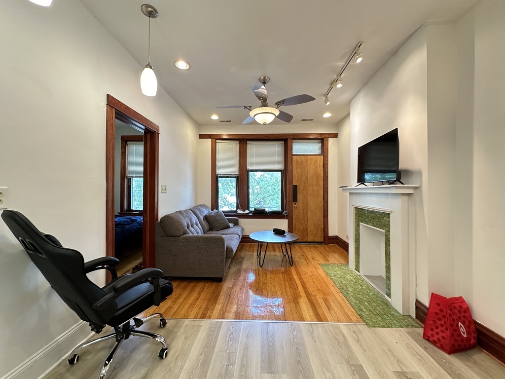 Gallery Image 9