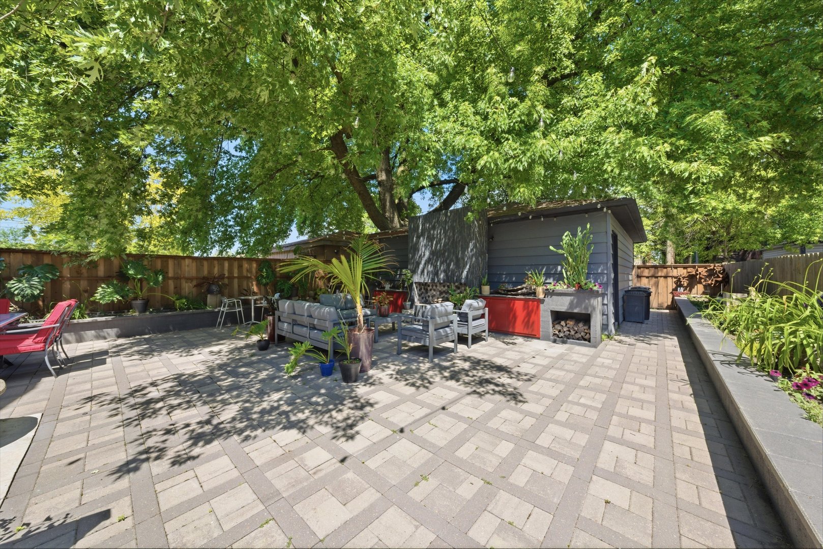 Gallery Image 37