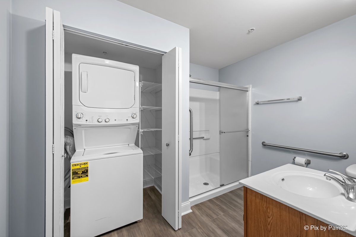 Gallery Image 13