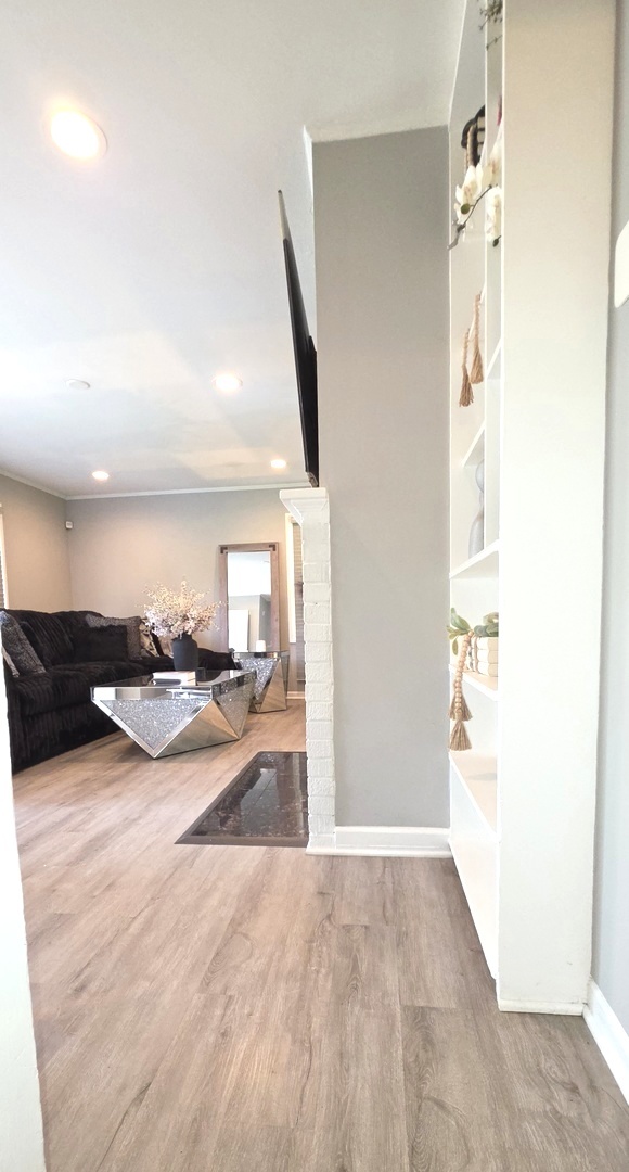 Gallery Image 15