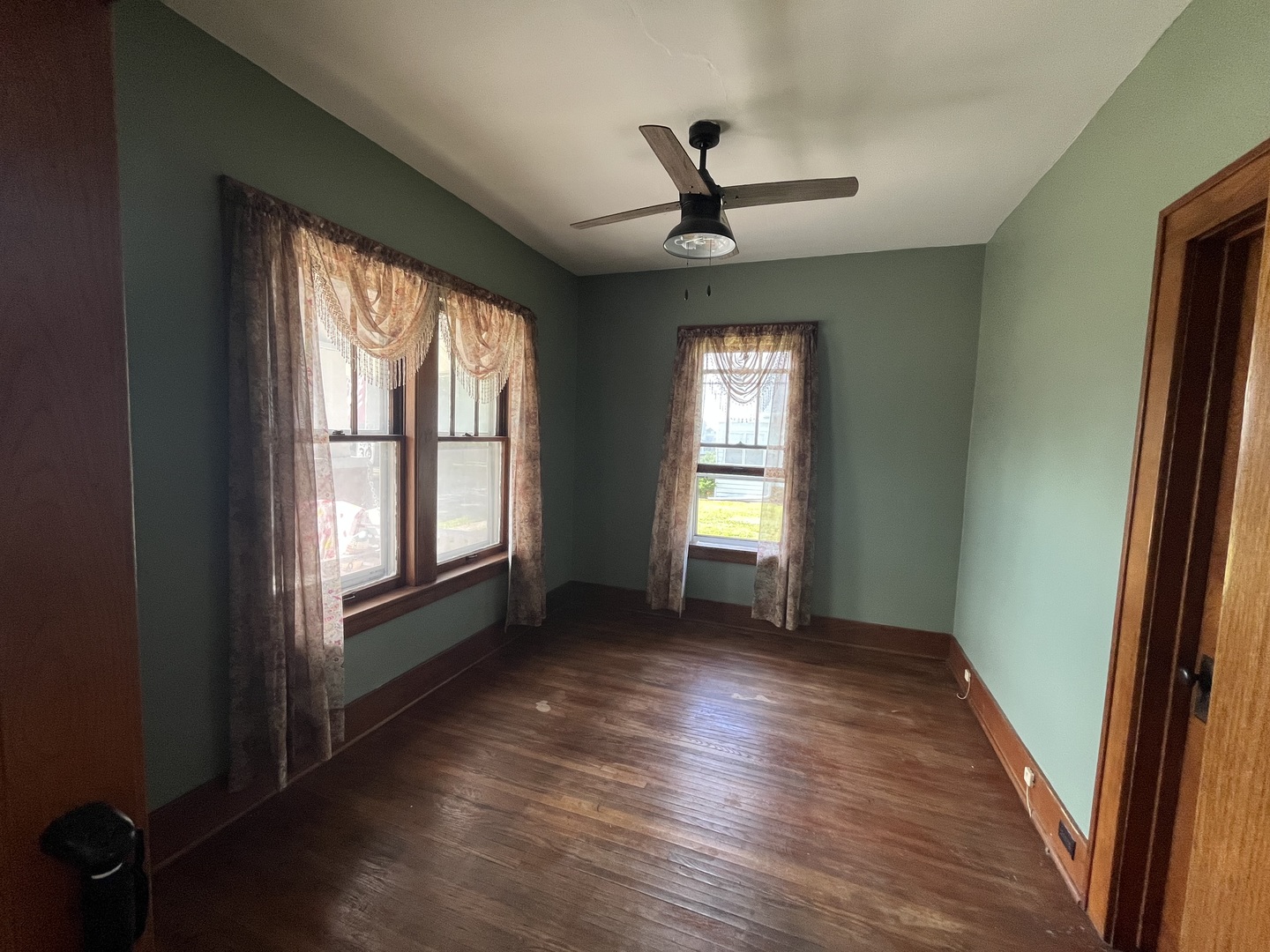 Gallery Image 12