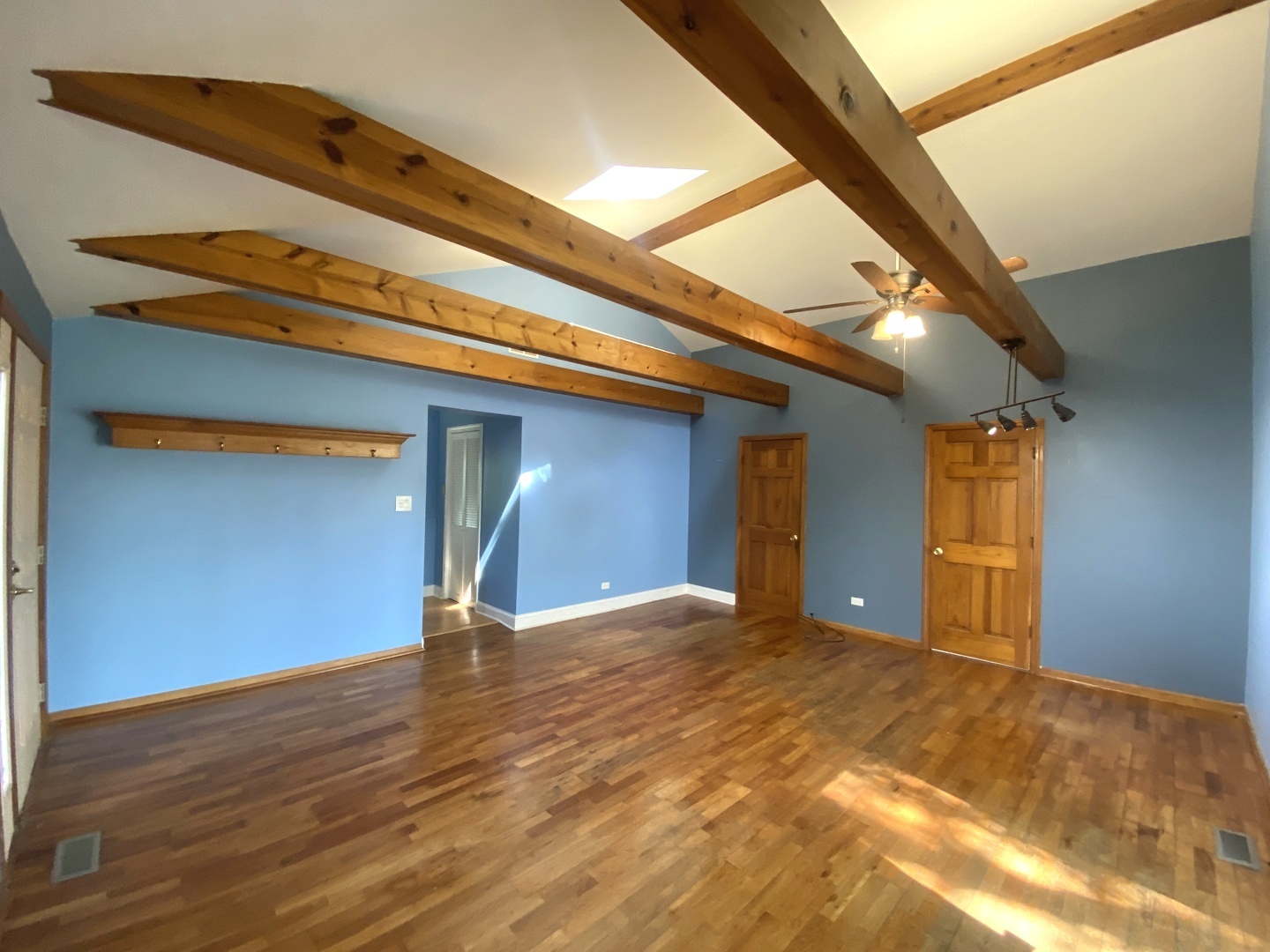Gallery Image 19