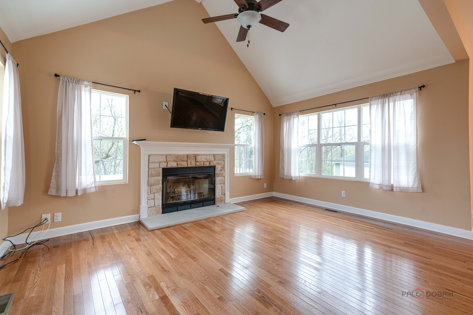 Gallery Image 13