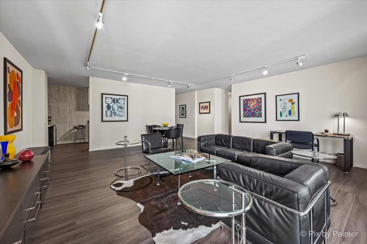 Gallery Image 19