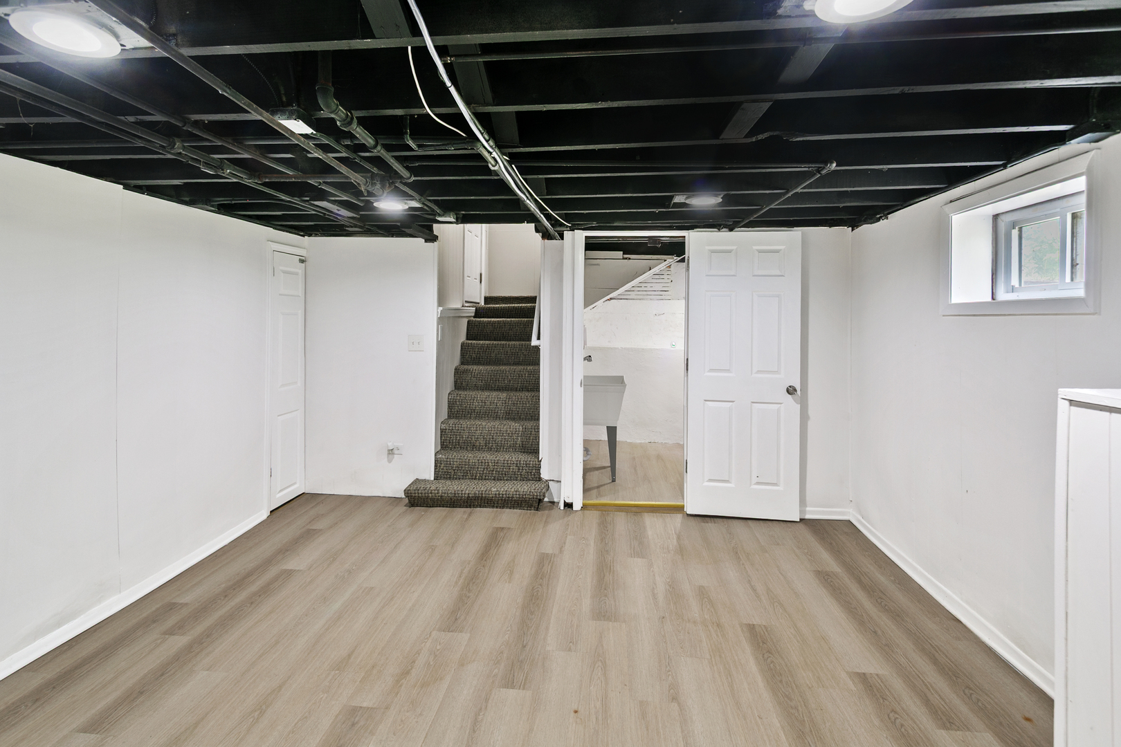 Gallery Image 16