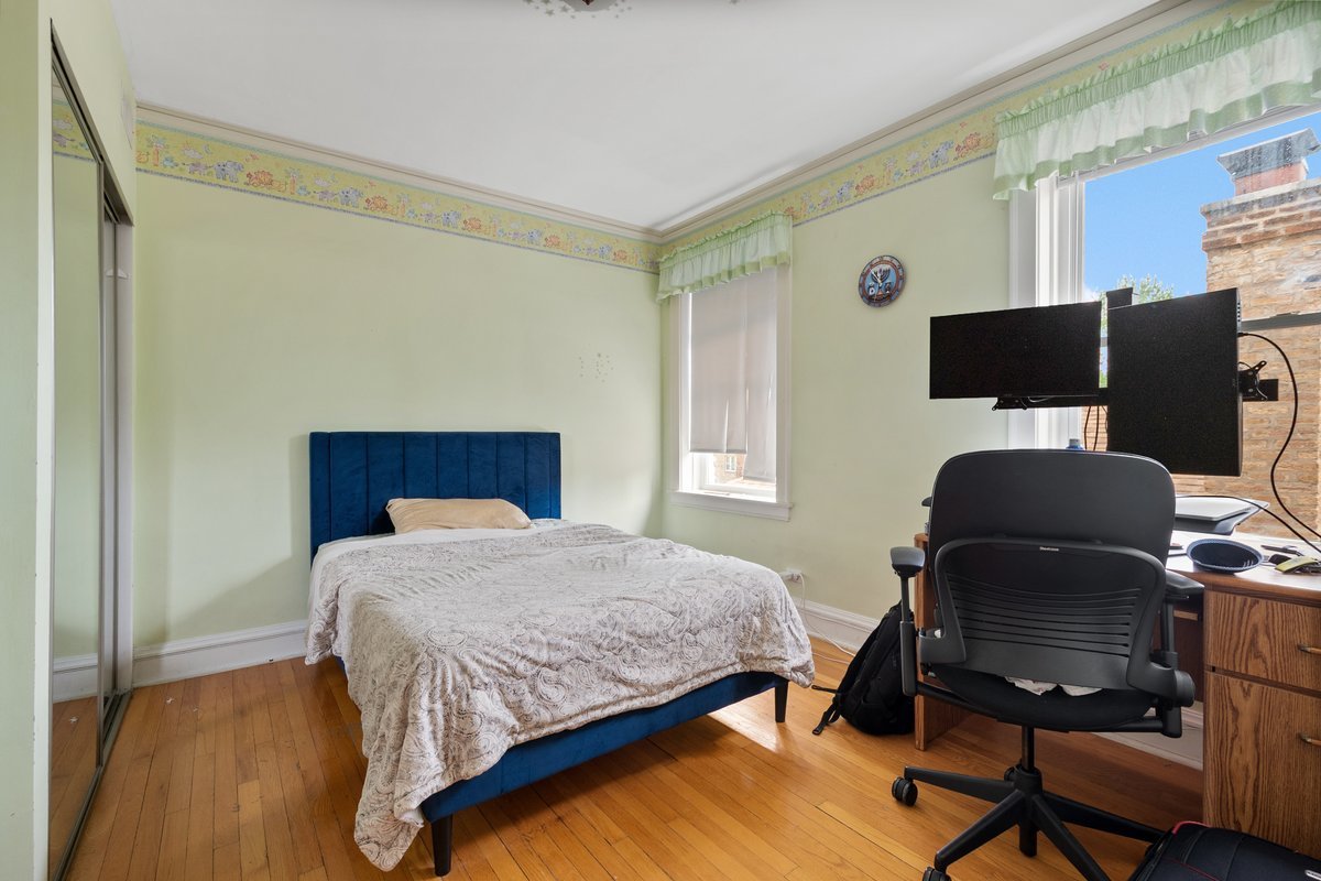 Gallery Image 13