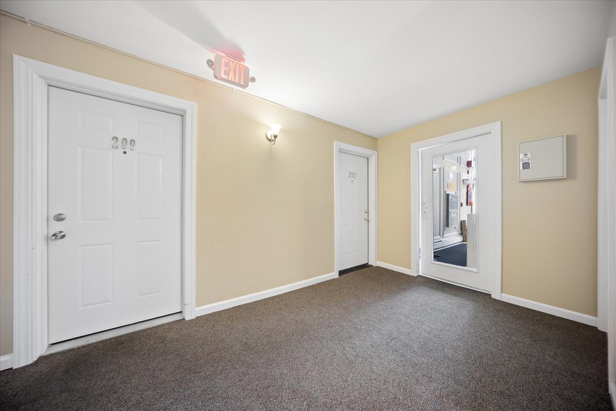 Gallery Image 19