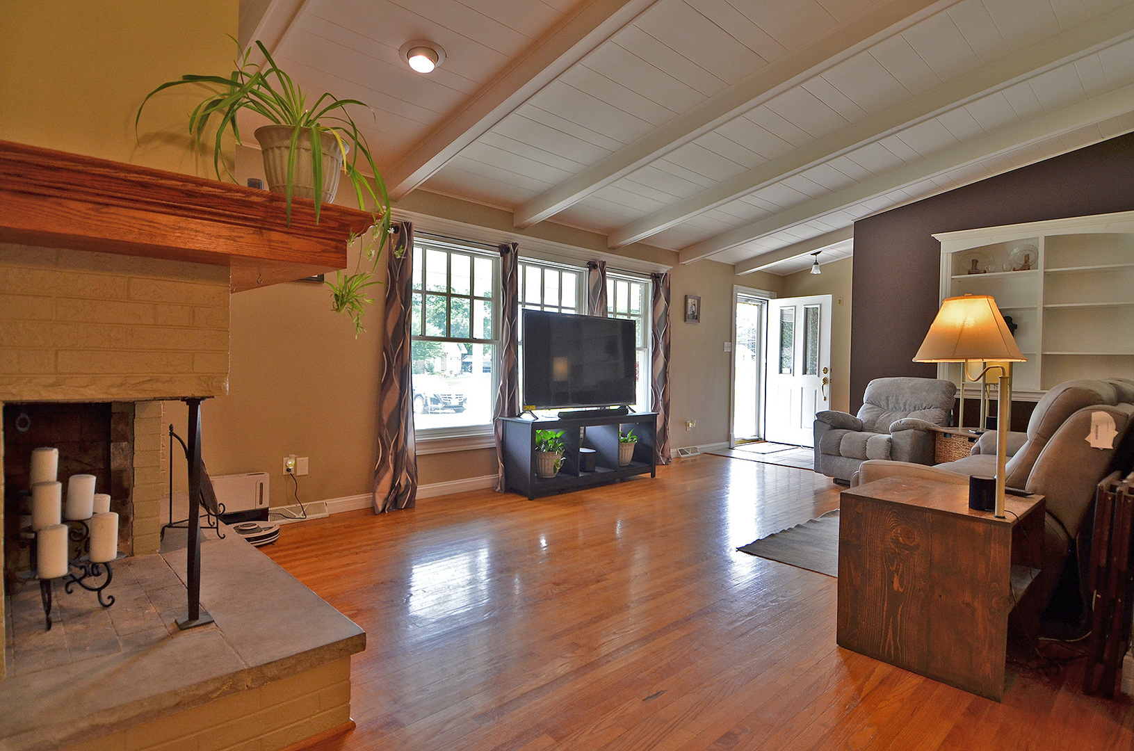 Gallery Image 14